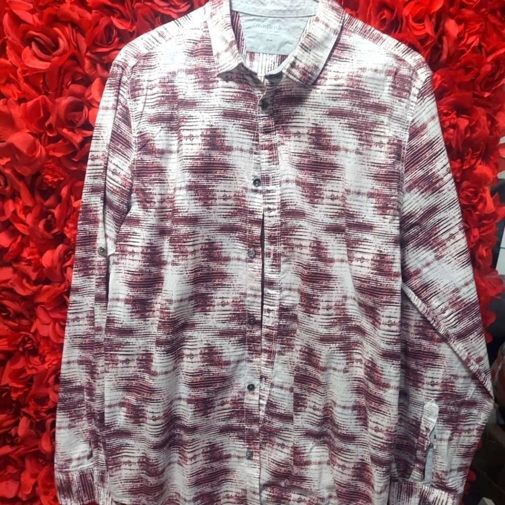 Calvin Klein Men's Size Medium Dress Shirt